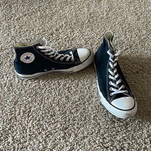 Size 9 mens/11 women Black Converse